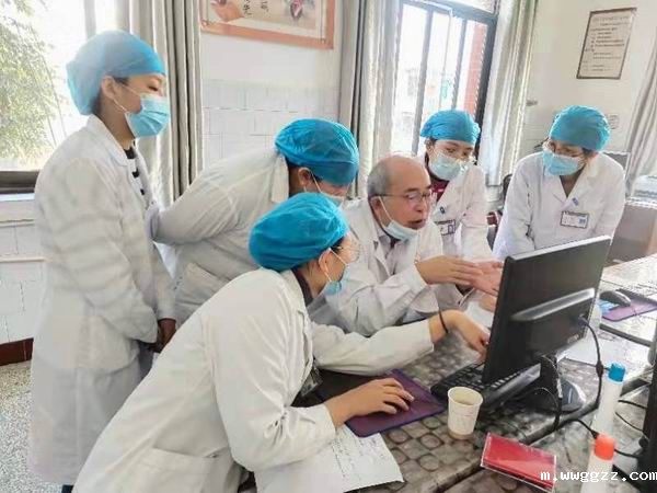 【喜讯】普洱市人民医院泌尿外科杨勇专家团队工作站落户伟德BV-1946(图13) 【喜讯】普洱市人民医院泌尿外科杨勇专家团队工作站落户伟德BV-1946(图13)