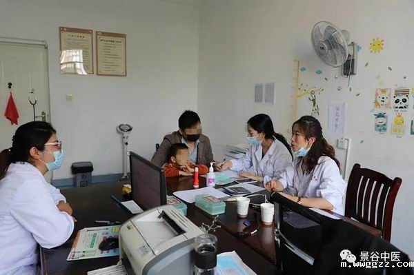 昆明市第一人民医院儿科专家工作站今日落户伟德滚球站app(图11) 昆明市第一人民医院儿科专家工作站今日落户伟德滚球站app(图11)